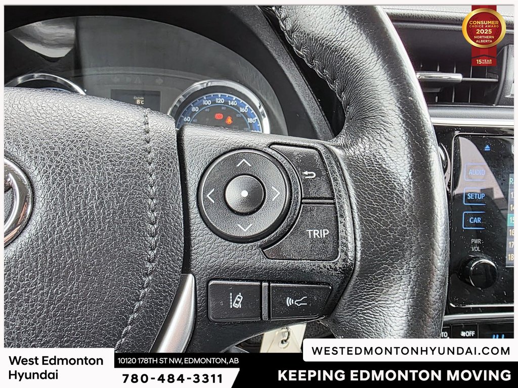 2017 Toyota Corolla SE in Edmonton, Alberta - 22 - w1024h768px