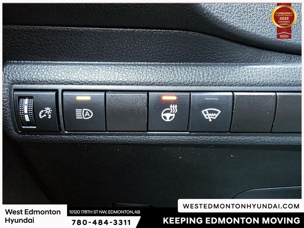 2021 Toyota Corolla SE in Edmonton, Alberta - 20 - w1024h768px