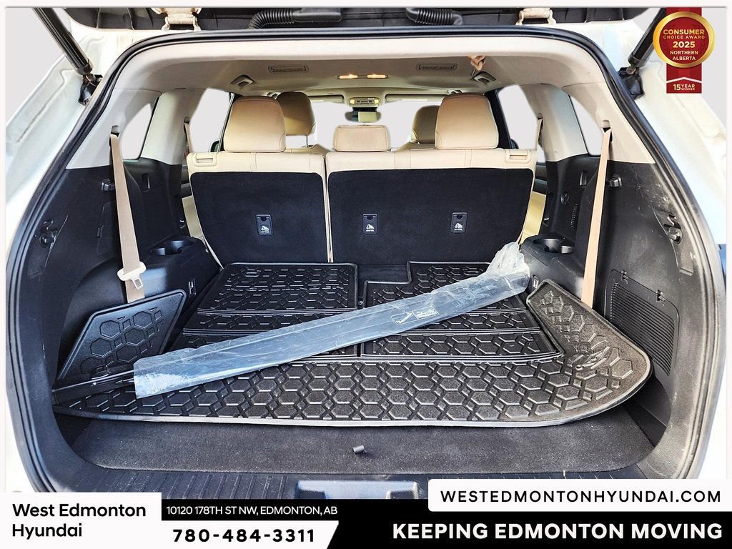2020 Toyota Highlander XLE in Edmonton, Alberta - 14 - w1024h768px
