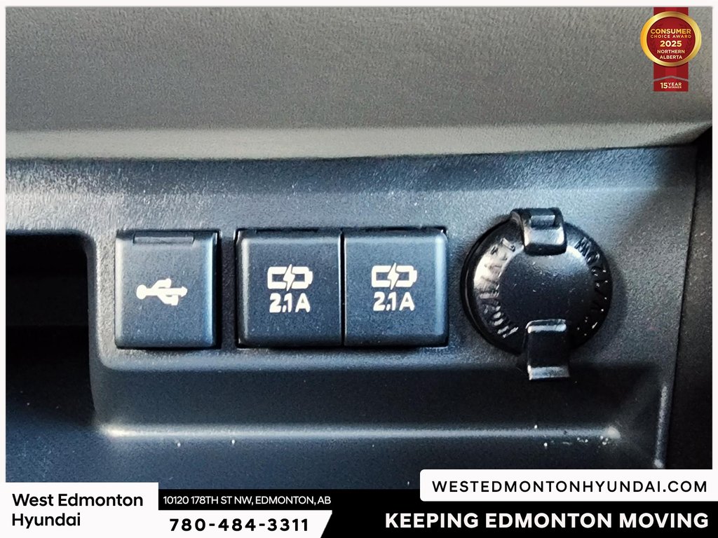 2020 Toyota Highlander XLE in Edmonton, Alberta - 31 - w1024h768px