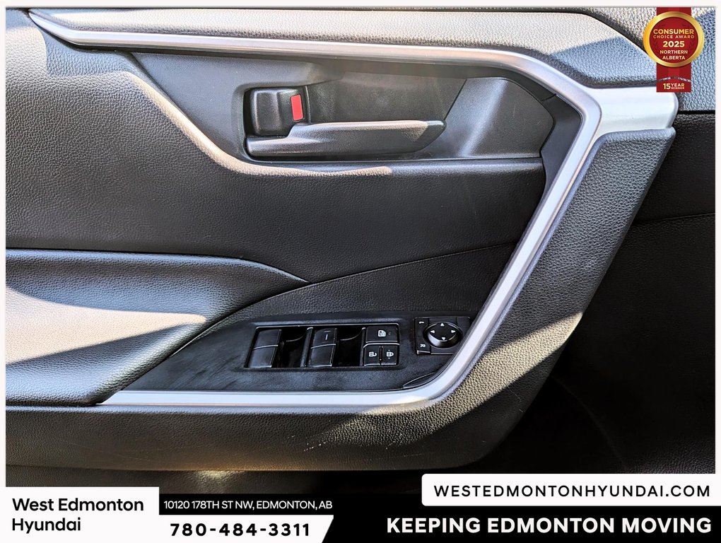 2020 Toyota RAV4 LE in Edmonton, Alberta - 8 - w1024h768px