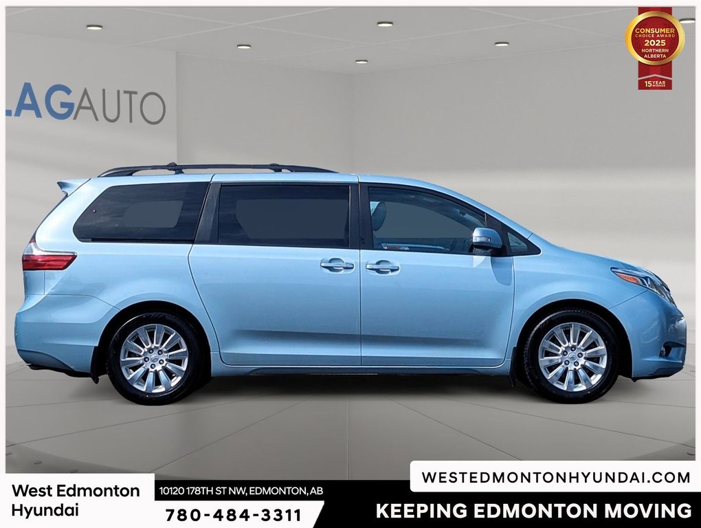 2012 Toyota Sienna LE in Edmonton, Alberta - 5 - w1024h768px