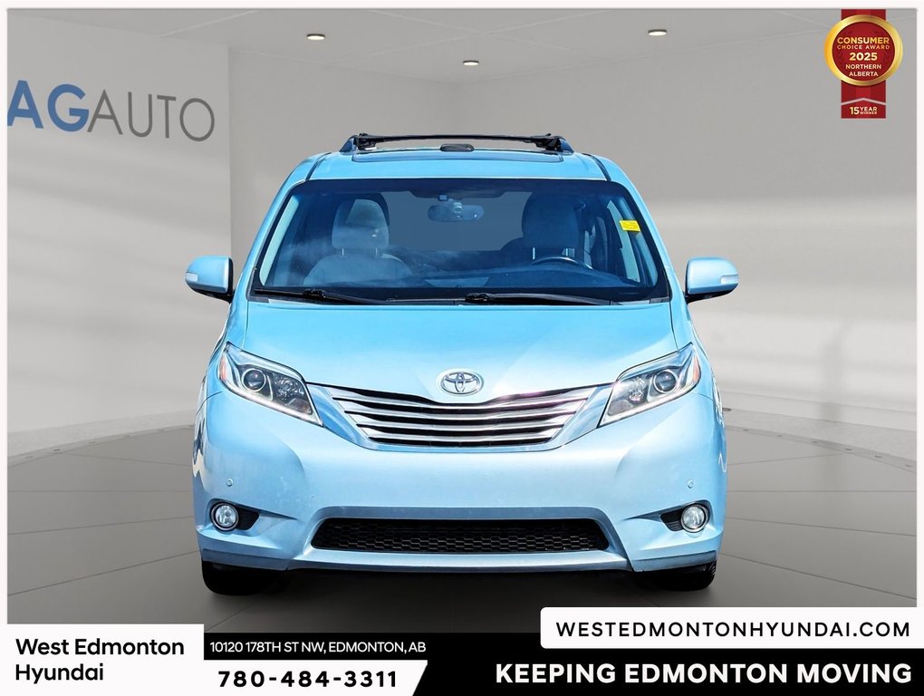 2012 Toyota Sienna LE in Edmonton, Alberta - 4 - w1024h768px