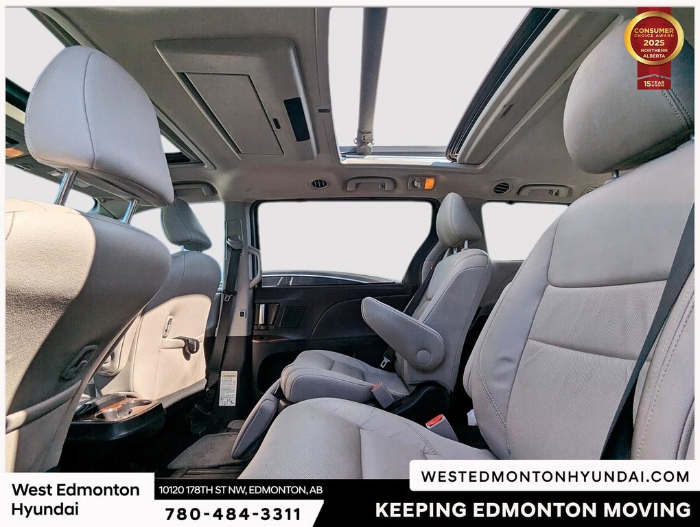 2012 Toyota Sienna LE in Edmonton, Alberta - 17 - w1024h768px