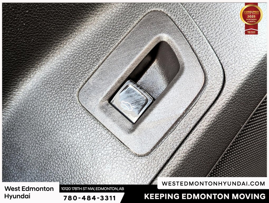 2023 Volkswagen Atlas Cross Sport 3.6 FSI Highline in Edmonton, Alberta - 9 - w1024h768px