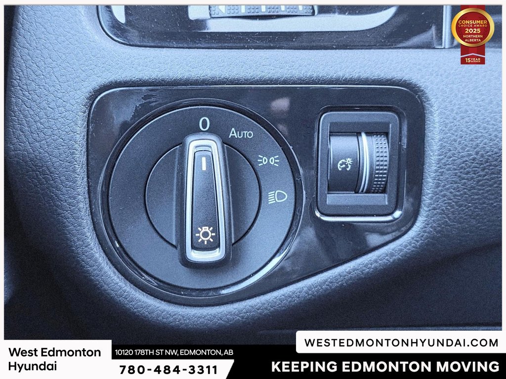 2019 Volkswagen Golf R 2.0 TSI in Edmonton, Alberta - 21 - w1024h768px