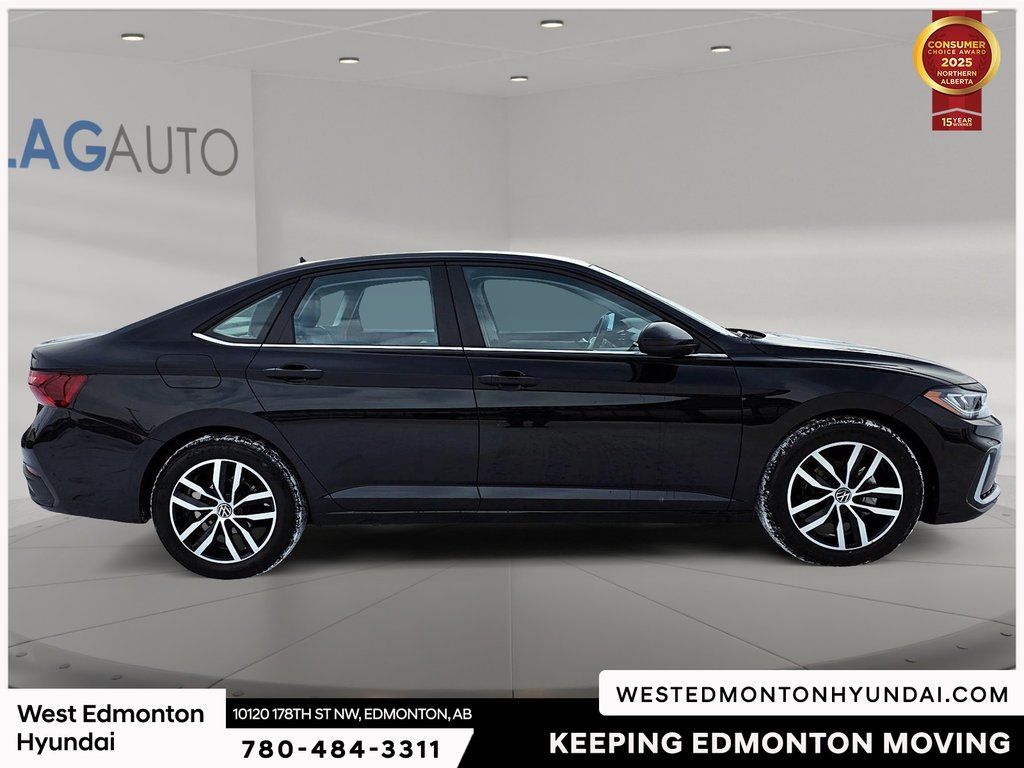 2026 Volkswagen Jetta Comfortline in Edmonton, Alberta - 11 - w1024h768px