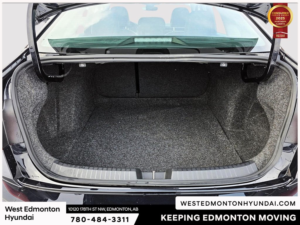 2026 Volkswagen Jetta Comfortline in Edmonton, Alberta - 14 - w1024h768px