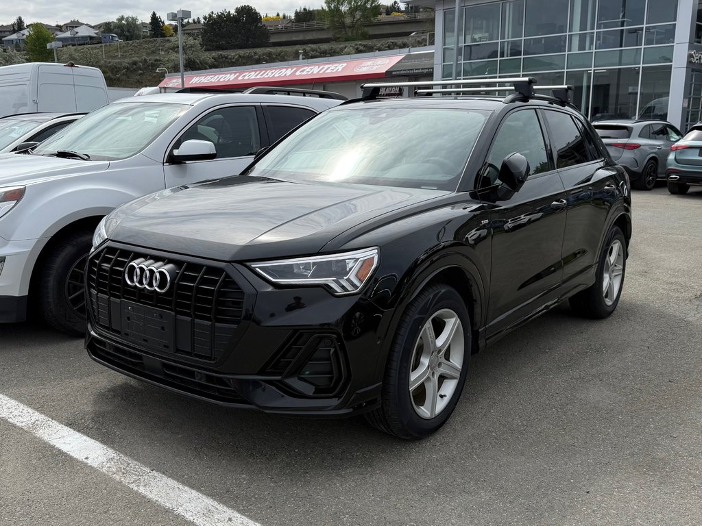 2020 Audi Q3 Technik quattro in Kamloops, British Columbia - 1 - w1024h768px