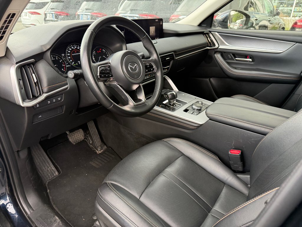 2025 Mazda CX-90 MHEV GT AWD in Kamloops, British Columbia - 5 - w1024h768px