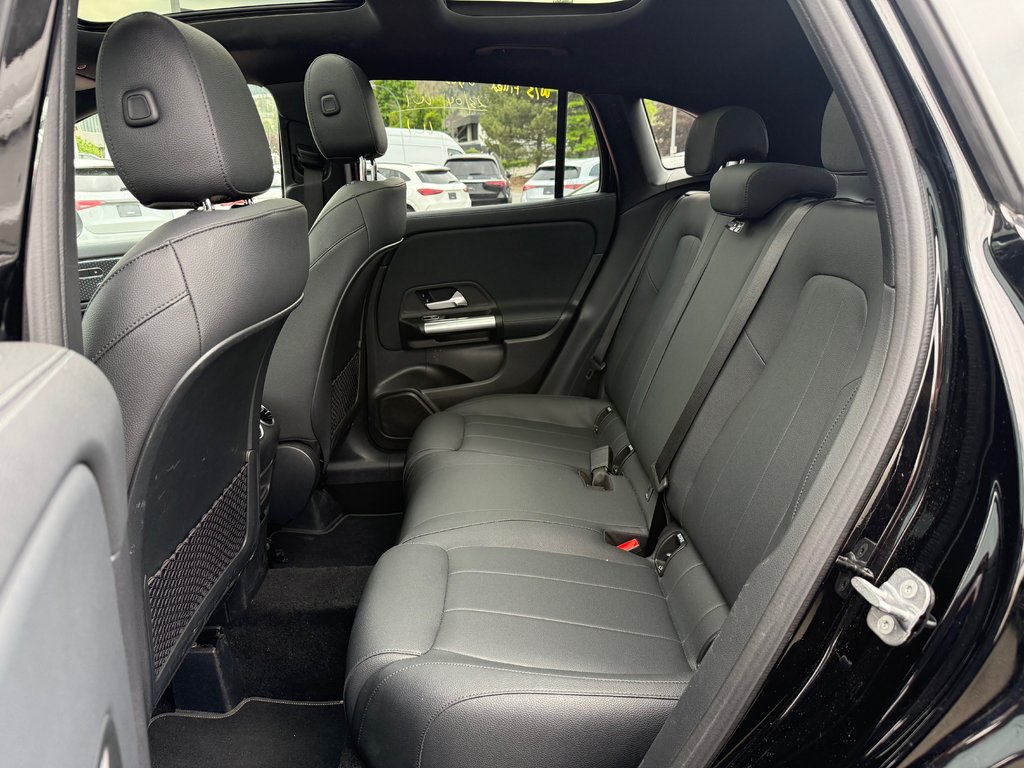 2026 Mercedes-Benz GLA250 4MATIC SUV in Kamloops, British Columbia - 7 - w1024h768px