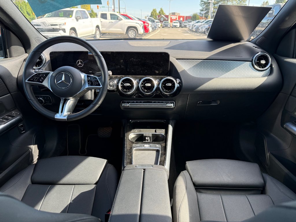 2026 Mercedes-Benz GLA250 4MATIC SUV in Kamloops, British Columbia - 7 - w1024h768px