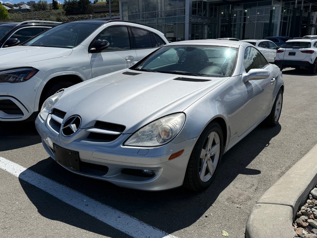 2008 Mercedes-Benz SLK280 in Kamloops, British Columbia - 1 - w1024h768px