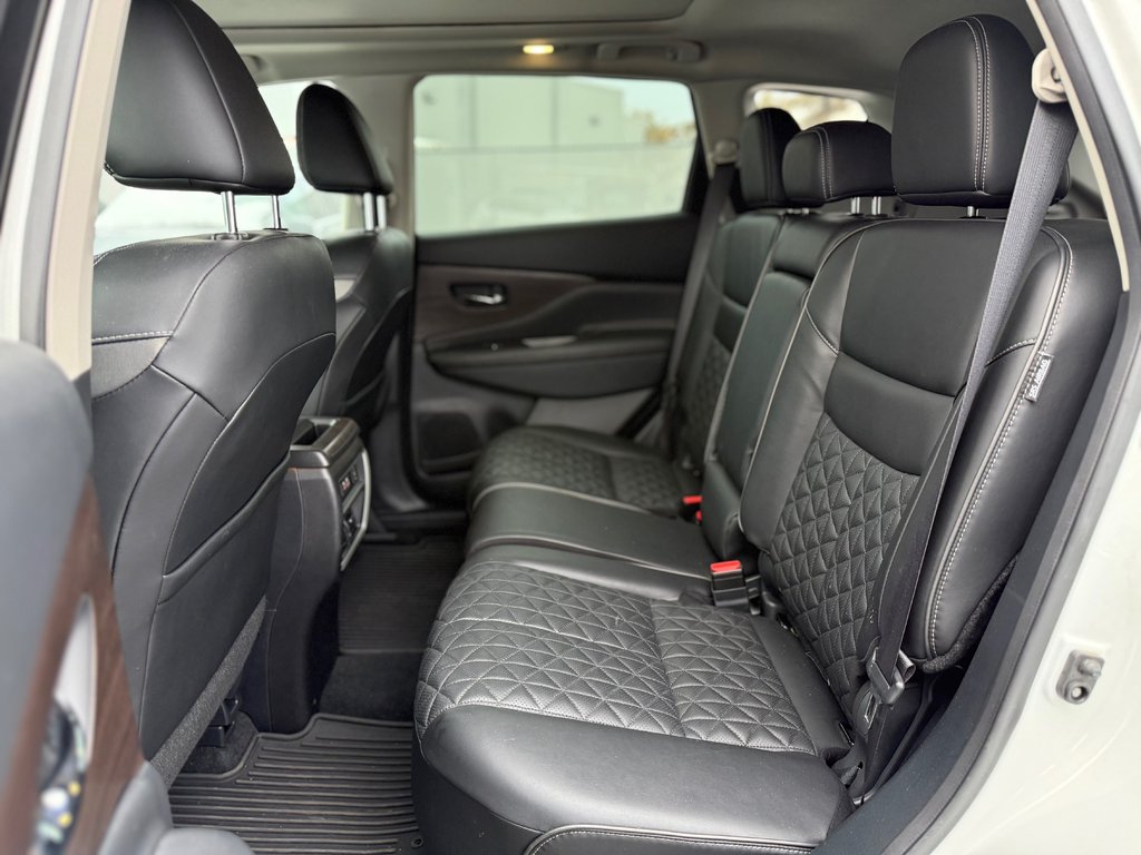 2019 Nissan Murano Platinum AWD CVT in Kamloops, British Columbia - 5 - w1024h768px