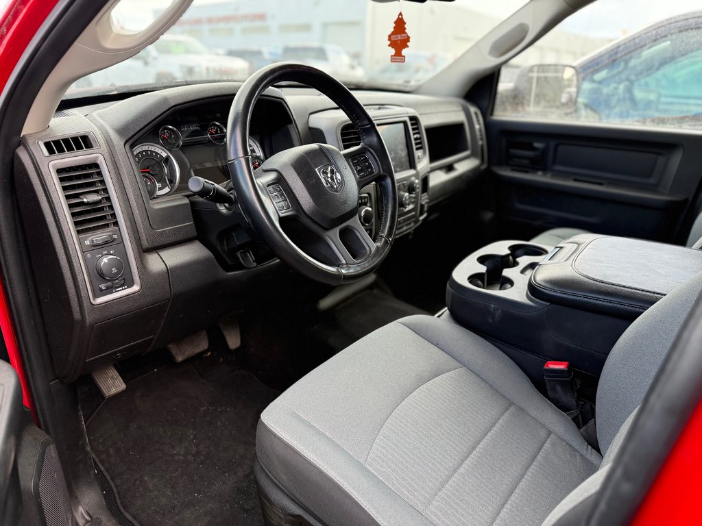 2022 Ram 1500 Classic Tradesman in Kamloops, British Columbia - 4 - w1024h768px