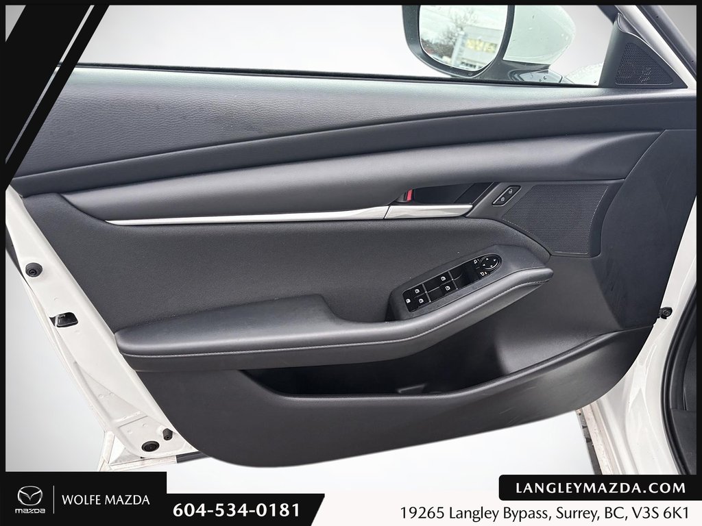 2025 Mazda 3 Sport GX-6