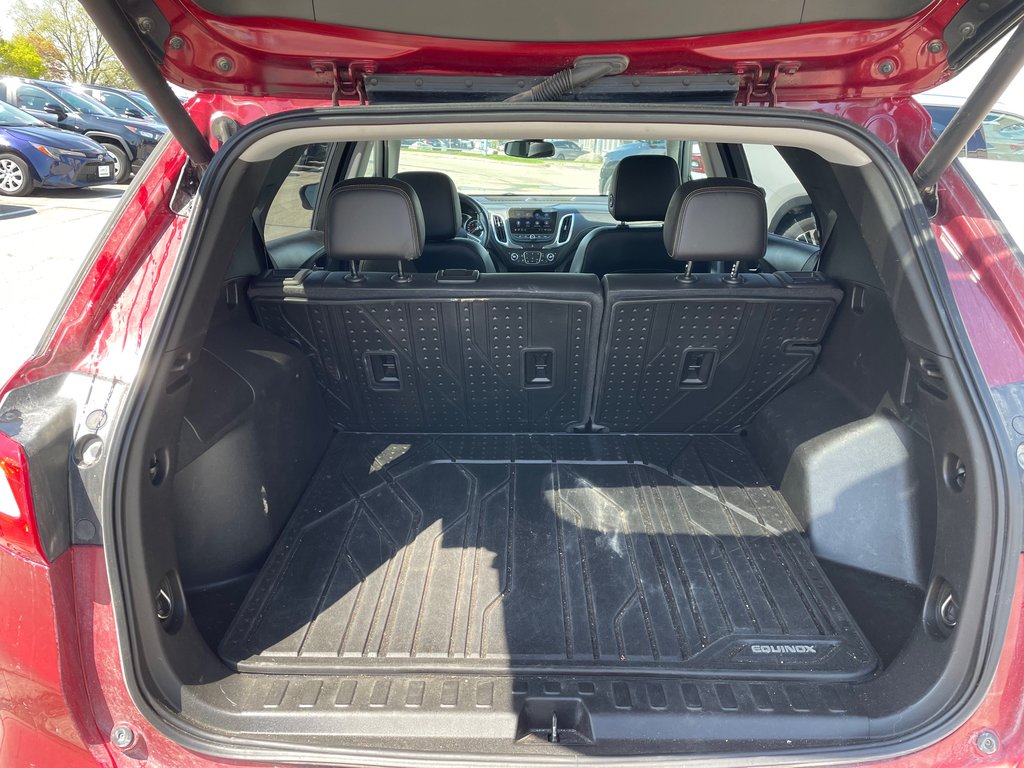 2021 Chevrolet Equinox Premier in Woodstock, Ontario - 8 - w1024h768px