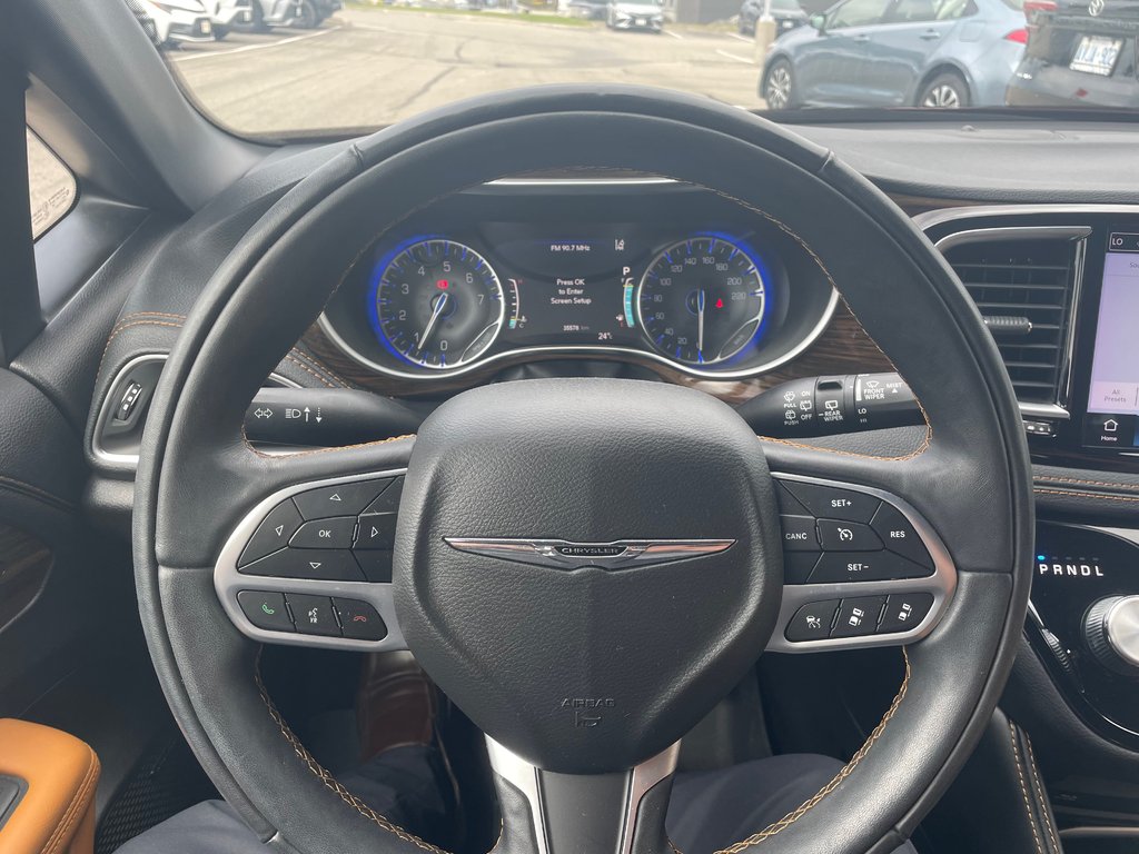 2022 Chrysler Pacifica Pinnacle in Woodstock, Ontario - 10 - w1024h768px