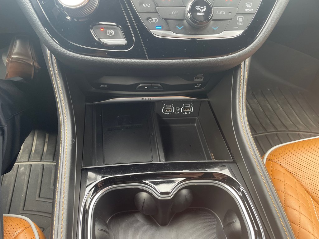 2022 Chrysler Pacifica Pinnacle in Woodstock, Ontario - 13 - w1024h768px