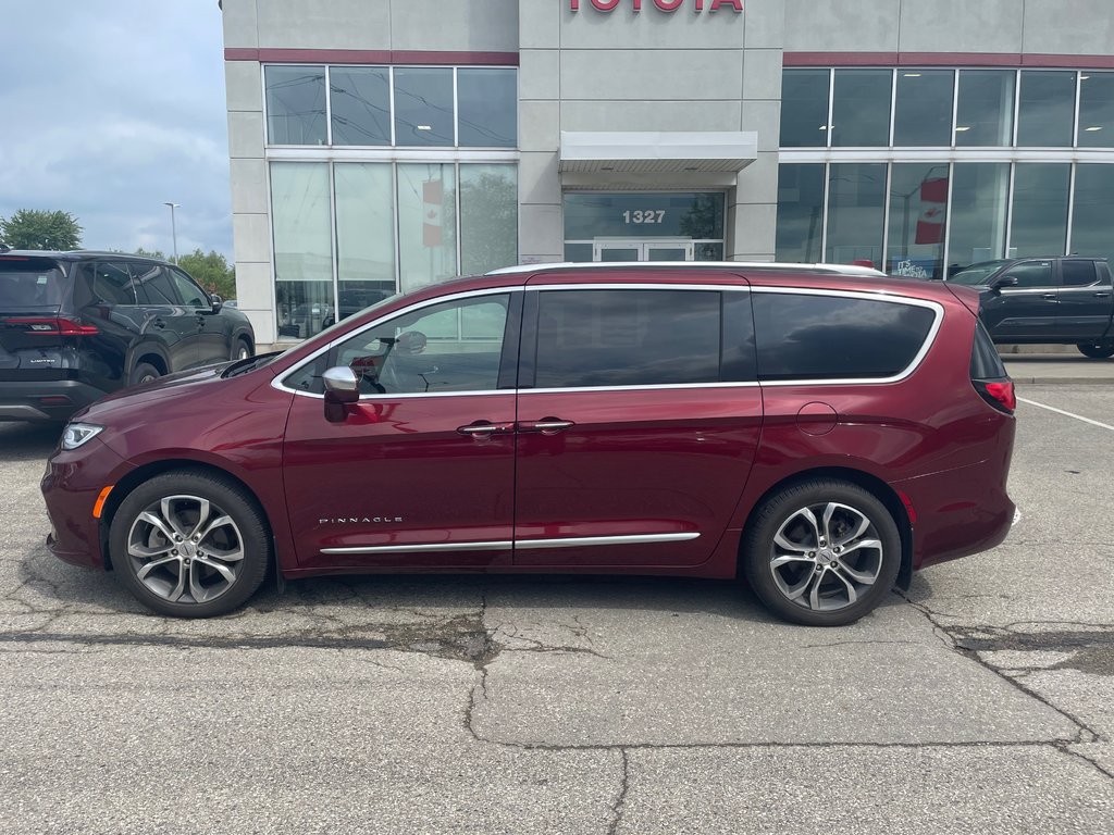 2022 Chrysler Pacifica Pinnacle in Woodstock, Ontario - 2 - w1024h768px