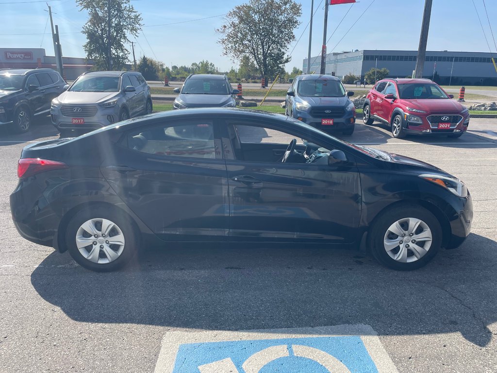 2015 Hyundai Elantra L-3