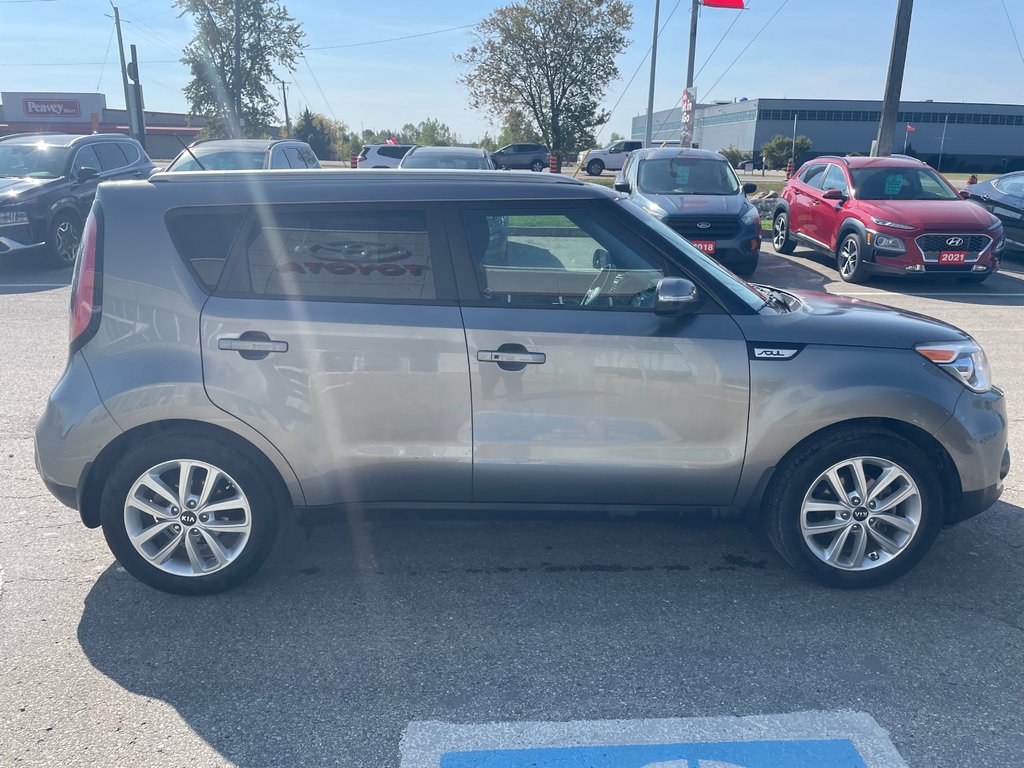 2019 Kia Soul EX in Woodstock, Ontario - 4 - w1024h768px