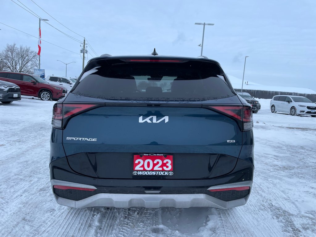 2023 Kia Sportage EX Premium-2