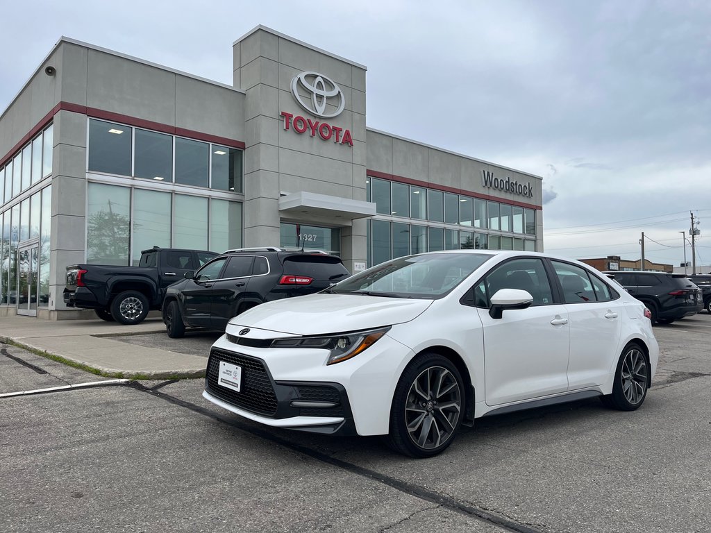 2021 Toyota Corolla SE in Woodstock, Ontario - 1 - w1024h768px