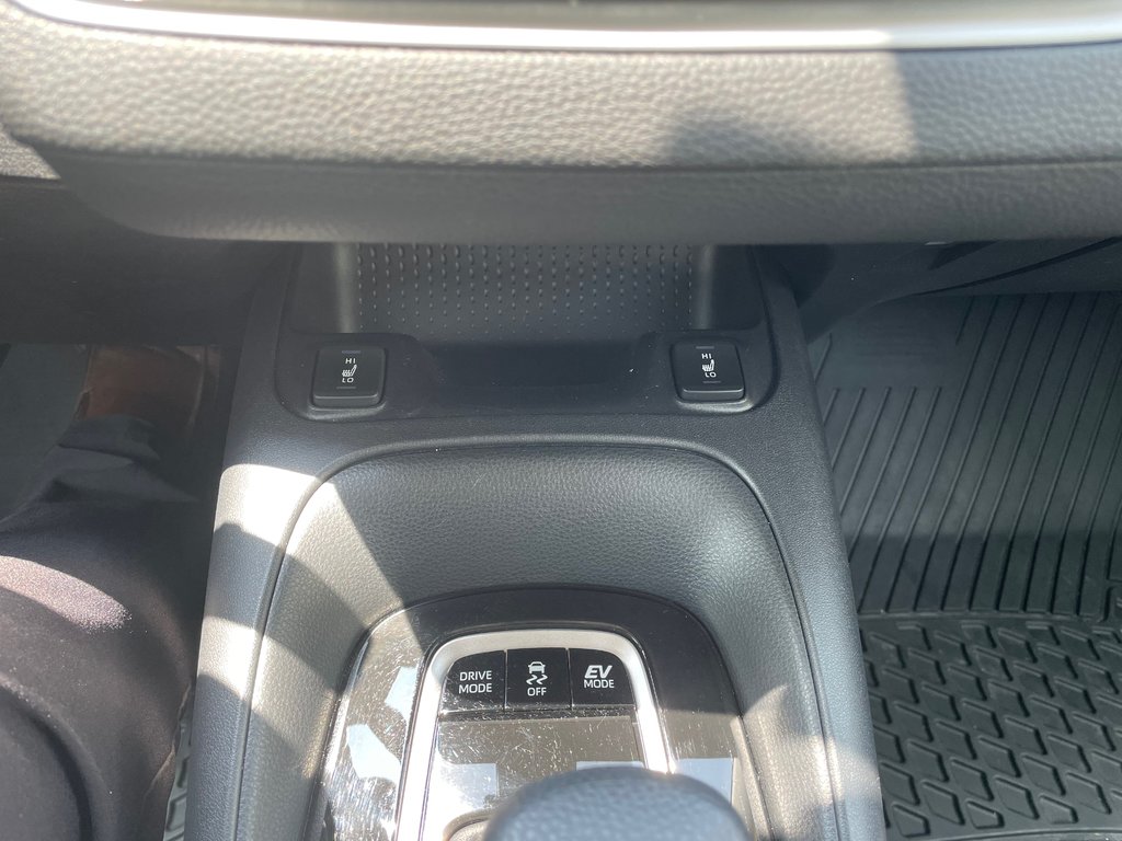2024 Toyota Corolla in Woodstock, Ontario - 12 - w1024h768px
