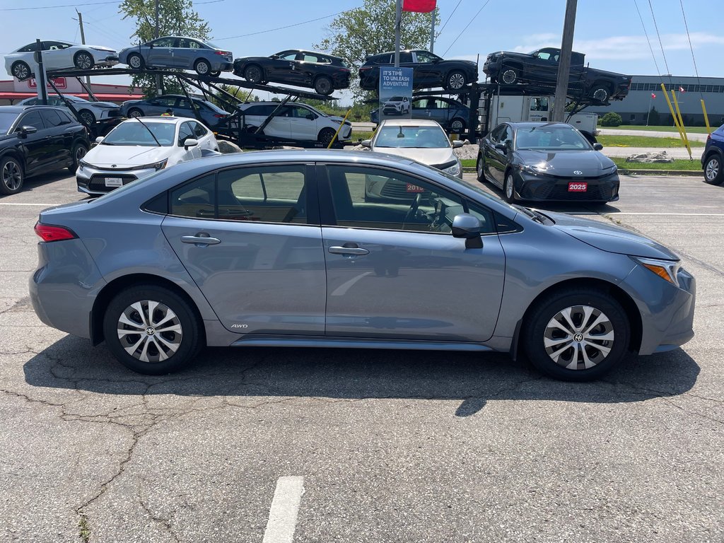 2024 Toyota Corolla in Woodstock, Ontario - 4 - w1024h768px
