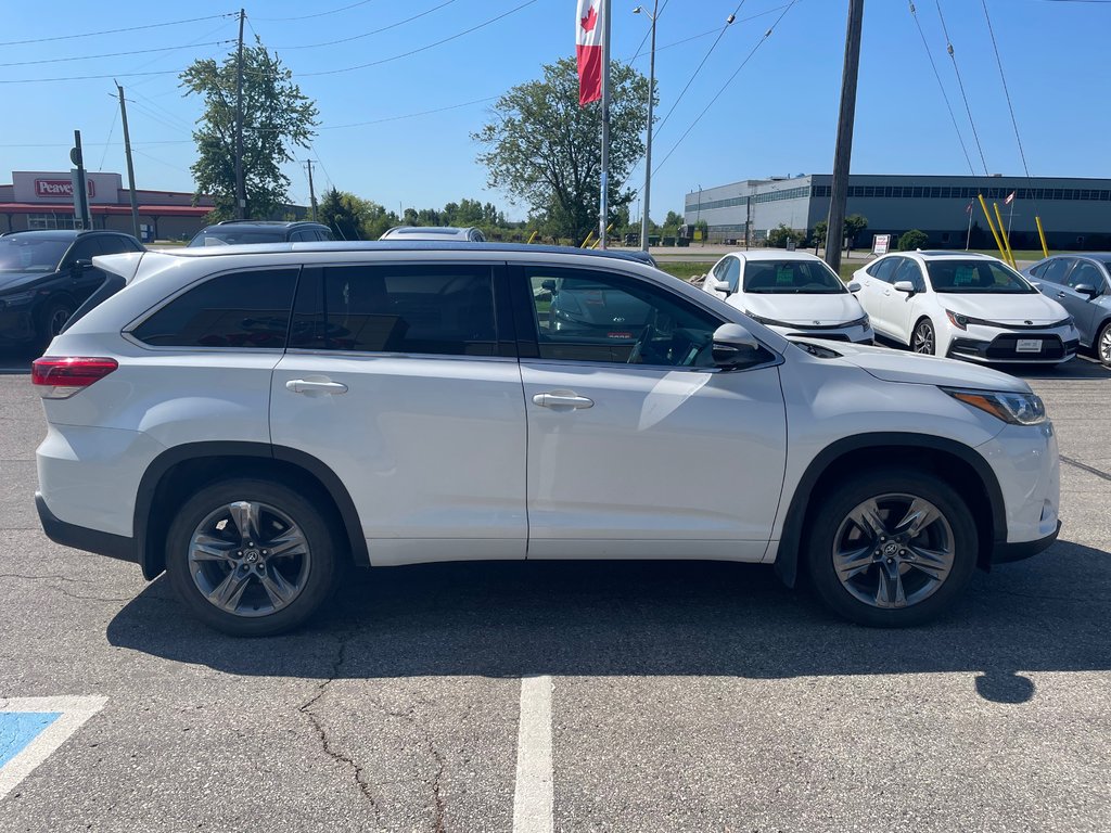2018 Toyota Highlander Limited in Woodstock, Ontario - 4 - w1024h768px