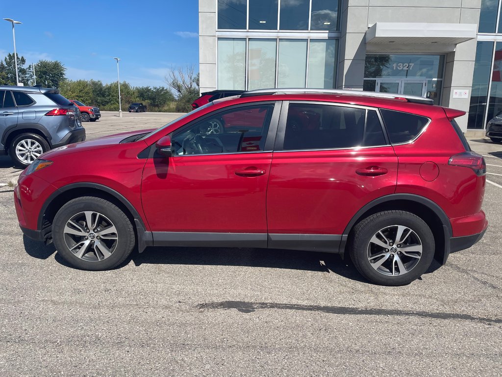 2016 Toyota RAV4 XLE in Woodstock, Ontario - 2 - w1024h768px