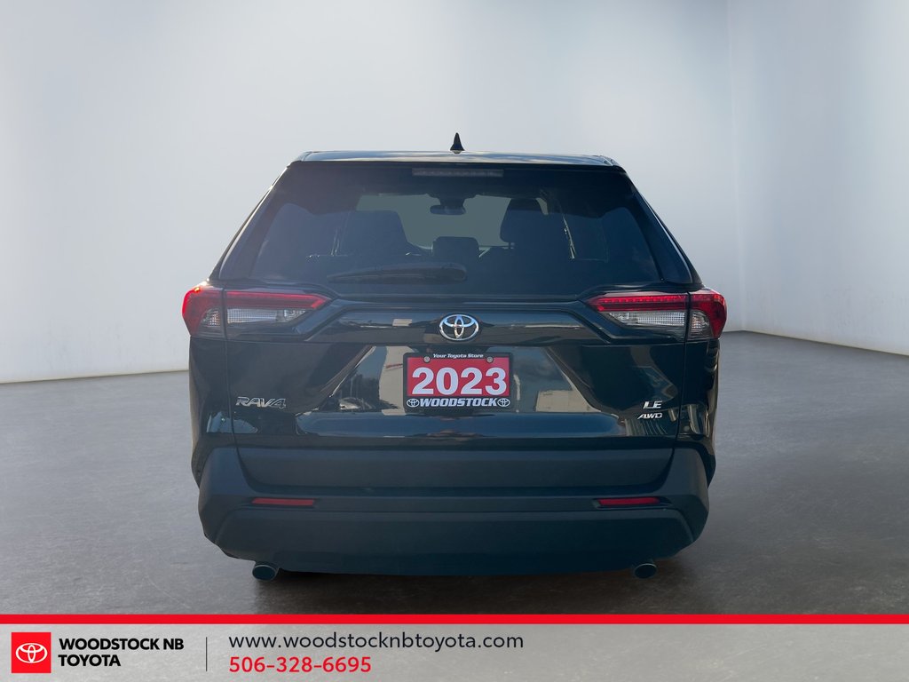 2023 Toyota RAV4 LE-3