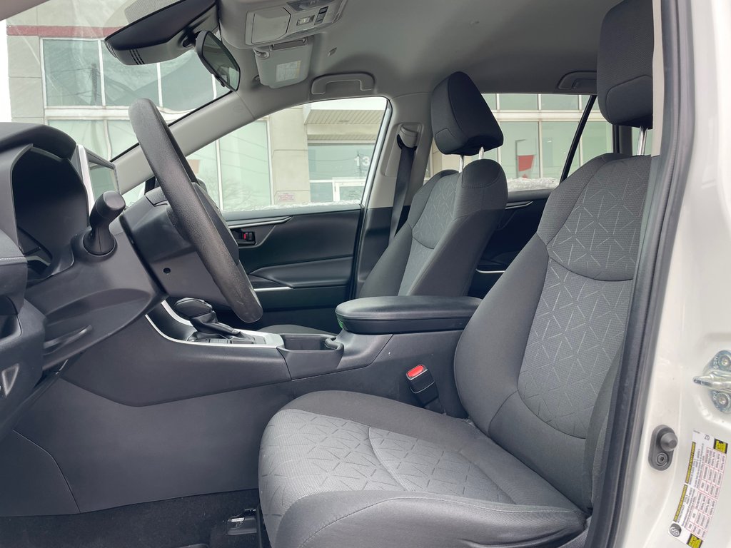 2023 Toyota RAV4 LE-5