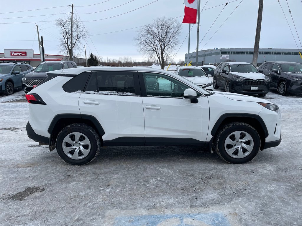 2023 Toyota RAV4 LE-3