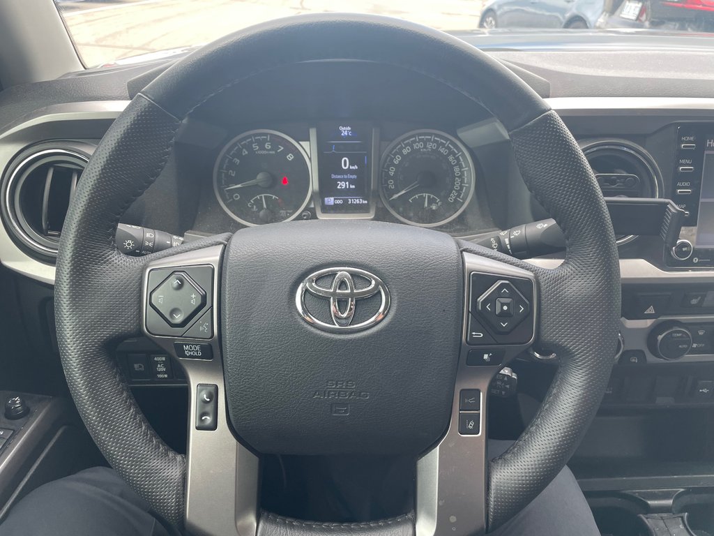 2023 Toyota Tacoma 4WD DBL AT SR5 in Woodstock, Ontario - 9 - w1024h768px