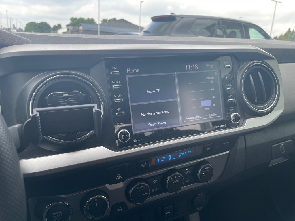 2023 Toyota Tacoma 4WD DBL AT SR5 in Woodstock, Ontario - 10 - w1024h768px