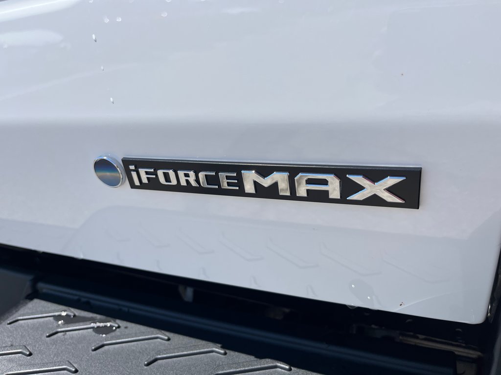 2025 Toyota Tacoma Hybrid in Woodstock, Ontario - 12 - w1024h768px