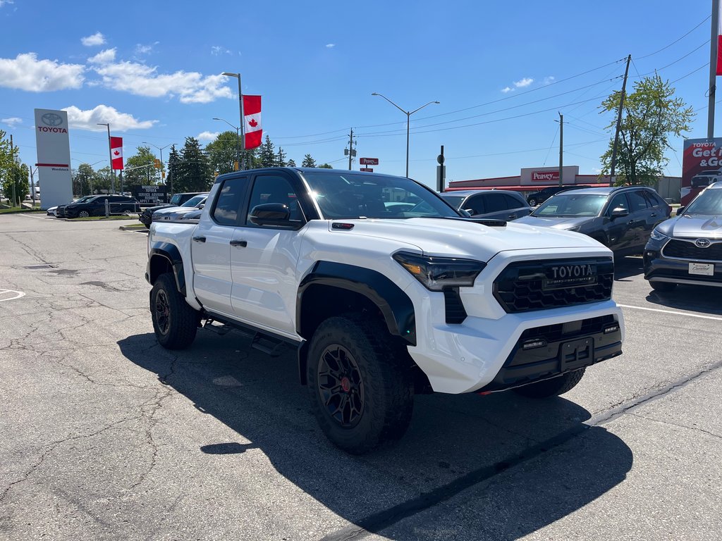 2025 Toyota Tacoma Hybrid in Woodstock, Ontario - 8 - w1024h768px