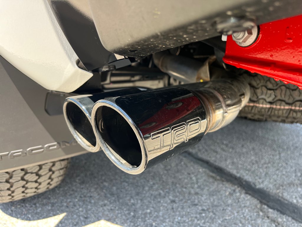2025 Toyota Tacoma Hybrid in Woodstock, Ontario - 15 - w1024h768px