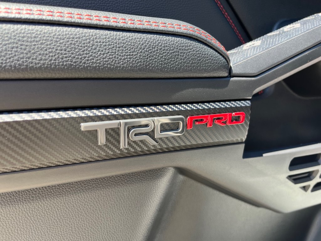 2025 Toyota Tacoma Hybrid in Woodstock, Ontario - 19 - w1024h768px