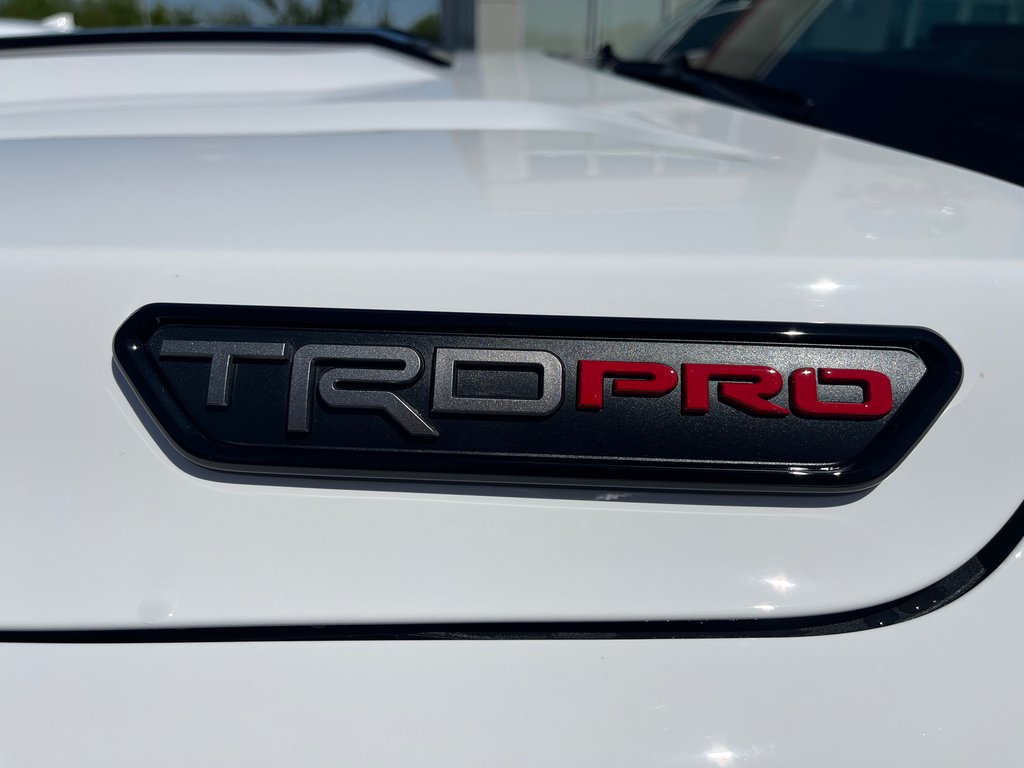 2025 Toyota Tacoma Hybrid in Woodstock, Ontario - 17 - w1024h768px