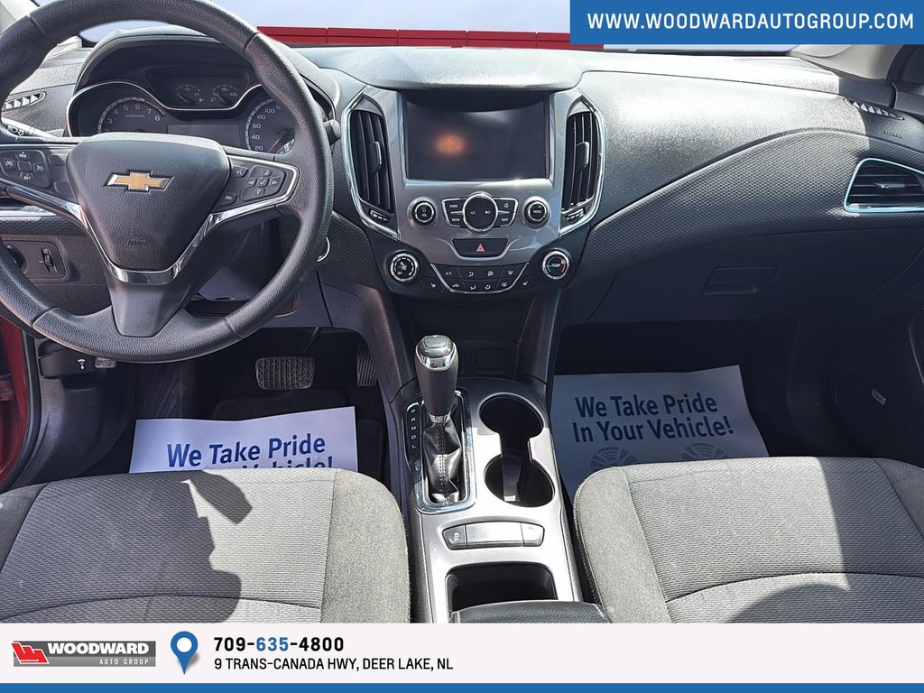 2018 Chevrolet Cruze in Deer Lake, Newfoundland and Labrador - 6 - w1024h768px