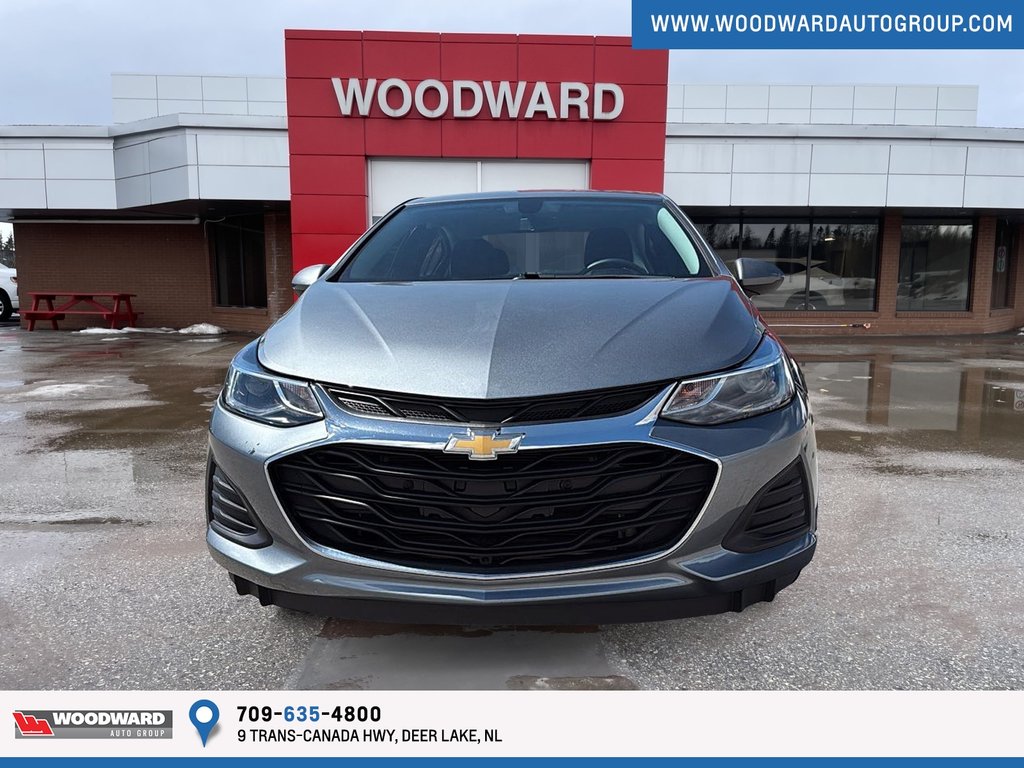 2019 Chevrolet Cruze in Deer Lake, Newfoundland and Labrador - 2 - w1024h768px
