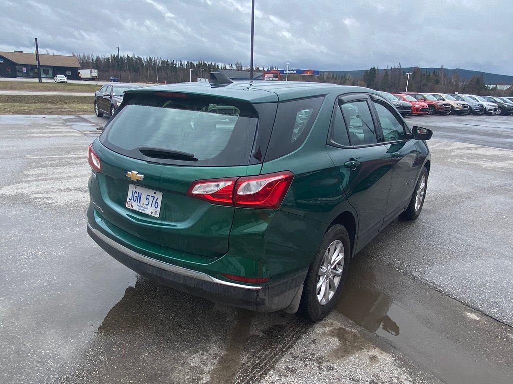 2018 Chevrolet Equinox in Deer Lake, Newfoundland and Labrador - 4 - w1024h768px