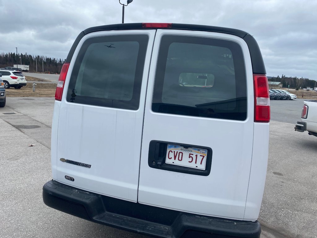 2021 Chevrolet Express Van in Deer Lake, Newfoundland and Labrador - 10 - w1024h768px