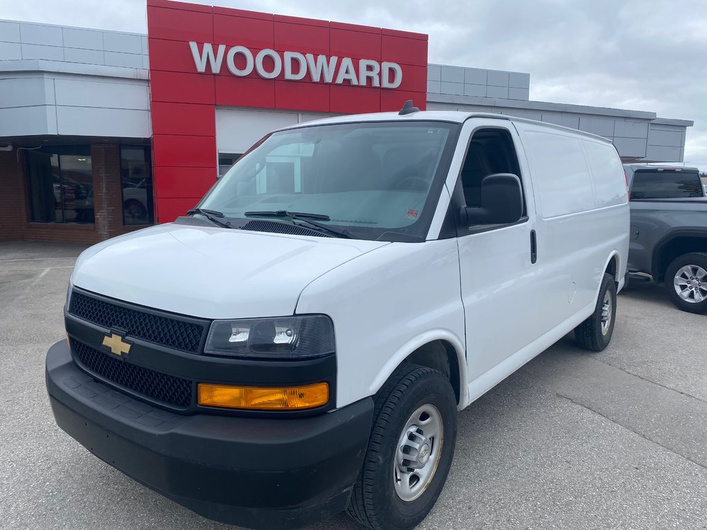 2021 Chevrolet Express Van in Deer Lake, Newfoundland and Labrador - 2 - w1024h768px