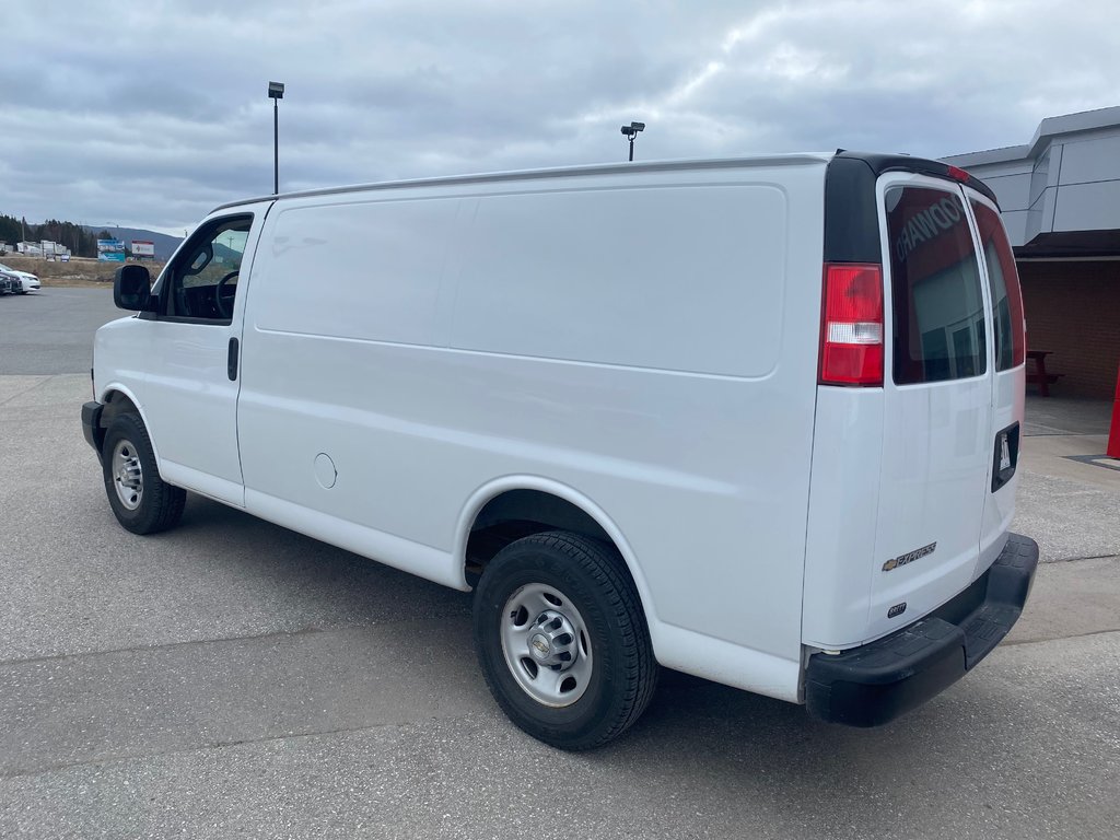 2021 Chevrolet Express Van in Deer Lake, Newfoundland and Labrador - 9 - w1024h768px