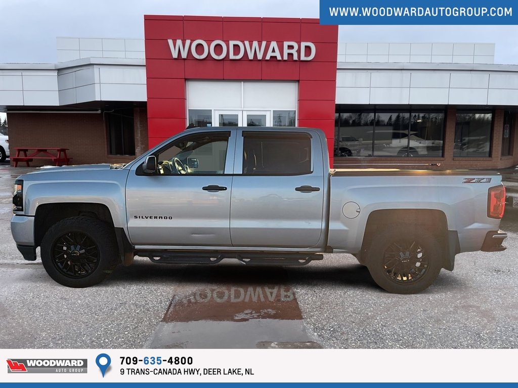 2018 Chevrolet Silverado in Deer Lake, Newfoundland and Labrador - 3 - w1024h768px