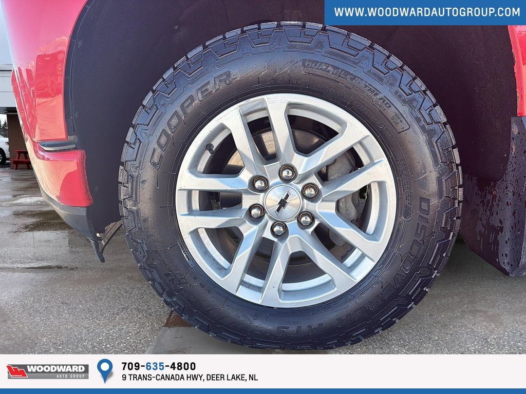 2021 Chevrolet Silverado in Deer Lake, Newfoundland and Labrador - 7 - w1024h768px